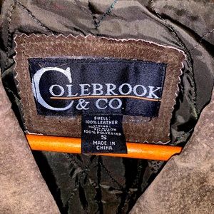 100% Genuine Leather Colebrook & Co women’s Suede Button Coat.